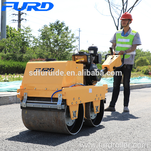 Diesel Hand Mini Road Roller Compactor (FYLJ-S600C)